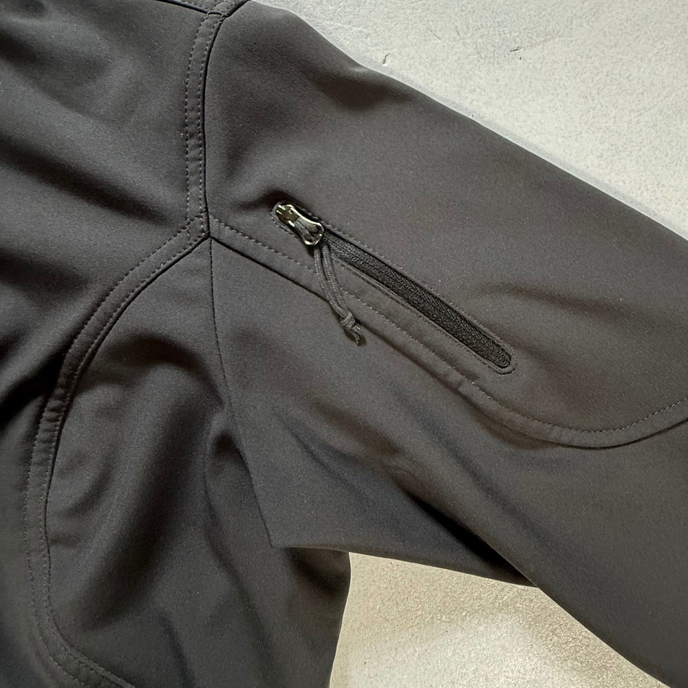 Eddie‎ Bauer Mens Medium Softshell Jacket Layered Full Zip Water Resistant Black - Picture 4 of 9